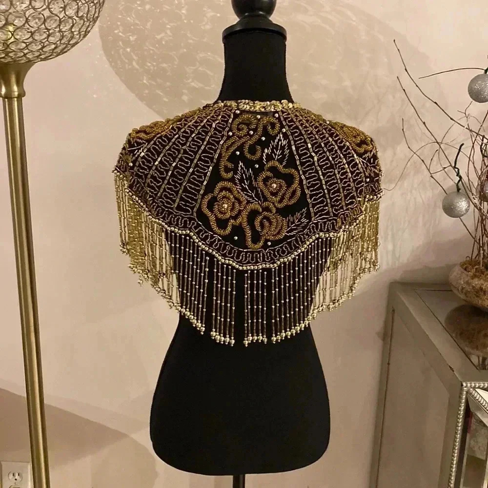 BONTESSA Absolutely gorgeous 💯 %silk beaded wrap - Picture 4 of 6